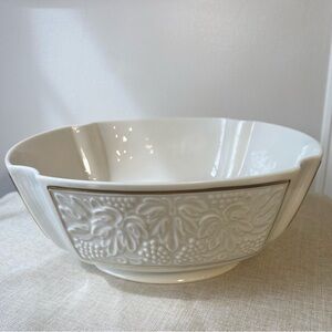 Vintage Lenox Bordeaux Collection Retired Large 10" Footed Bowl, With Gold Trim